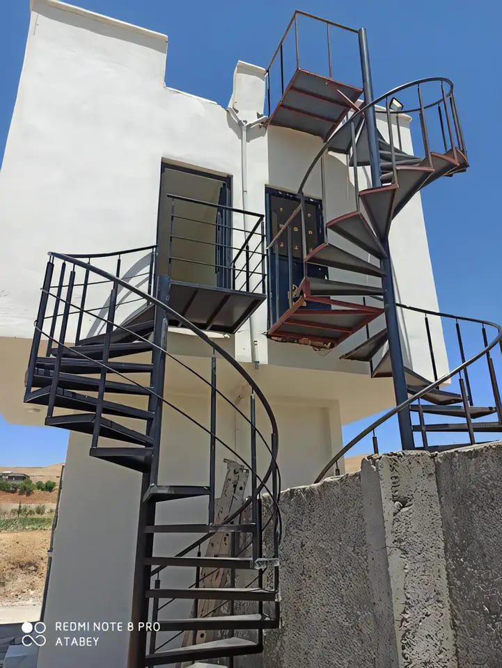 Spiral Stairs - Elegant space-saving solution staircase design